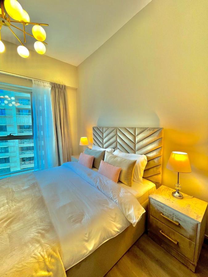 First Class 2Br With Burj Khalifa & Downtown View Dubai Eksteriør bilde