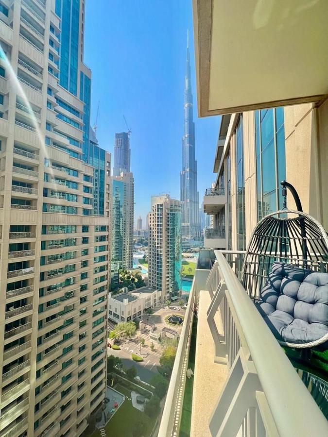 First Class 2Br With Burj Khalifa & Downtown View Dubai Eksteriør bilde