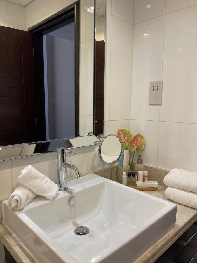 First Class 2Br With Burj Khalifa & Downtown View Dubai Eksteriør bilde